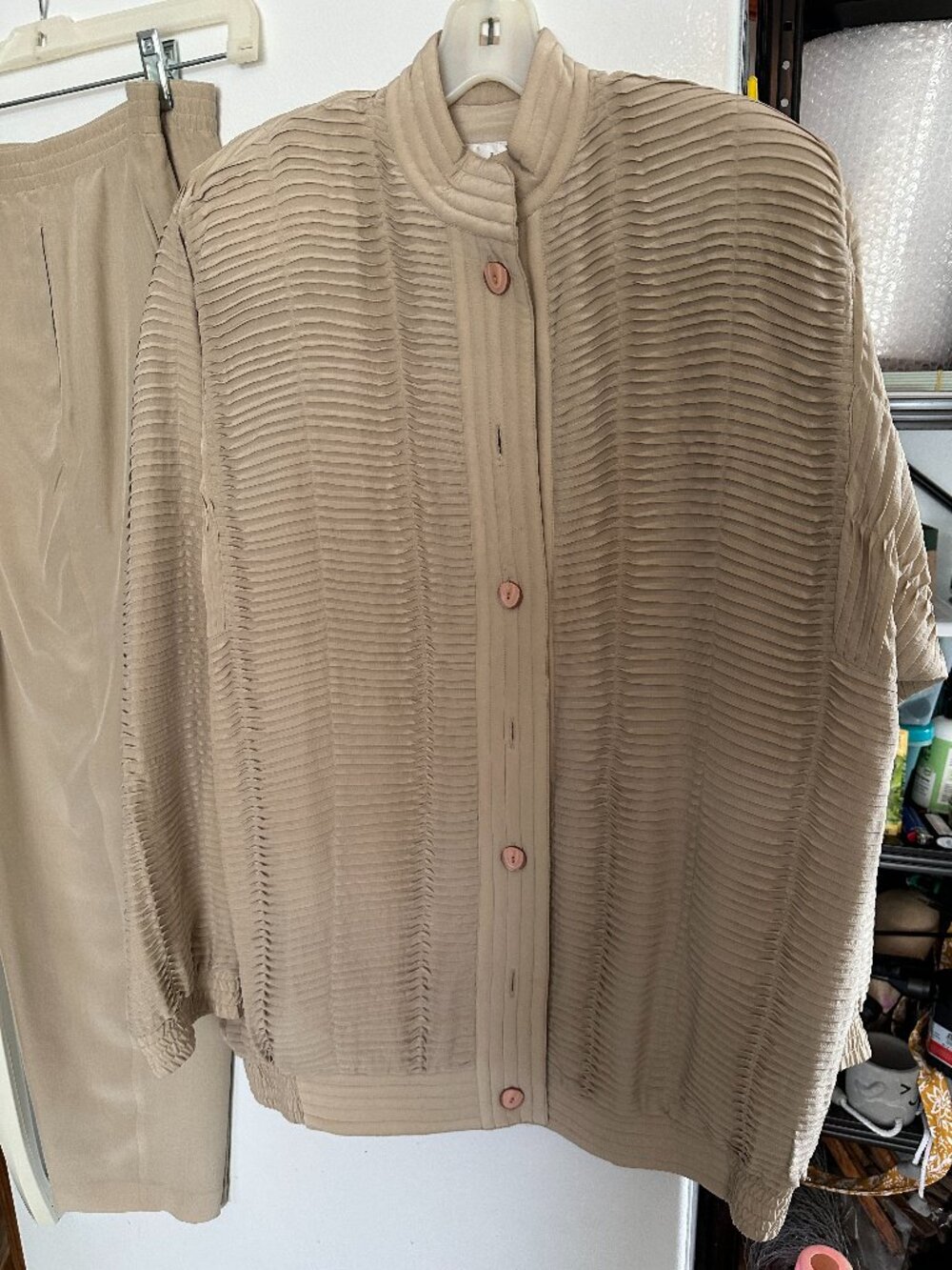 Vintage Perlita 100% Silk Jacket and Pant Set